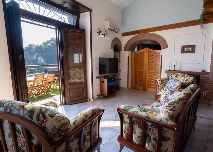 Semesterbostad Santa Rosa Con Jacuzzi E Vista Panoramica Amalfi