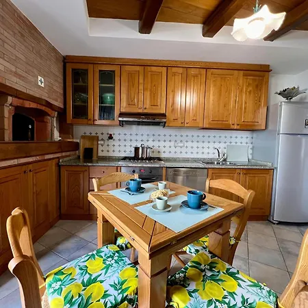 Ferienhaus Santa Rosa Con Jacuzzi E Vista Panoramica Amalfi